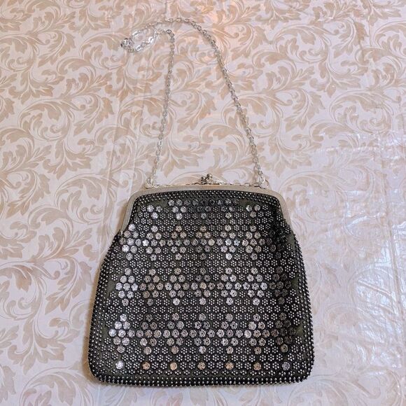 Evening Bag Handbag Black Flower Studded Chain Strap Kiss Lock made in Hong Kong - Picture 3 of 5